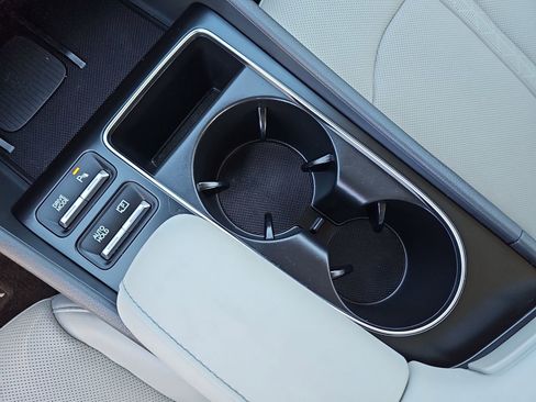 Certified 2025 Hyundai Sonata Limited image 29