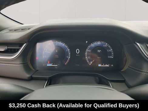 New 2025 Jeep Grand Cherokee Altitude AWD/4WD image 38