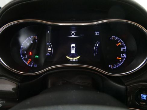 Used 2015 Jeep Grand Cherokee Overland w/ Advanced Technology Group image 32