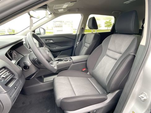 Used 2024 Nissan Rogue SV AWD/4WD image 20