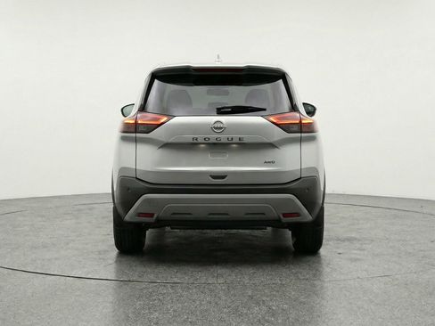 Used 2025 Nissan Rogue SV FWD image 7