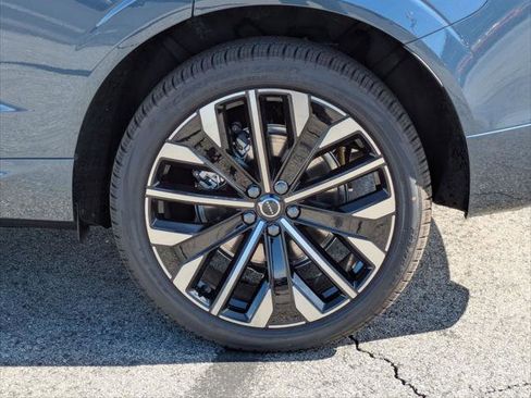 New 2026 Volvo XC60 T8 Ultra w/ Protection Package Premier image 6