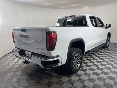 Used 2022 GMC Sierra 1500 AT4 w/ AT4 Premium Package image 15