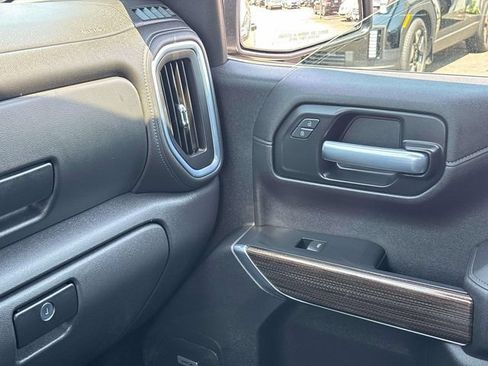 Used 2021 Chevrolet Silverado 1500 LT Trail Boss w/ Convenience Package II AWD/4WD image 31