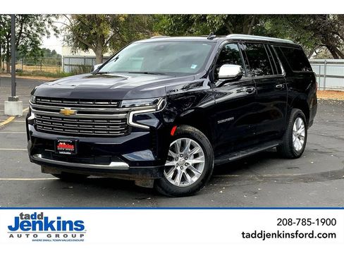 Used 2023 Chevrolet Suburban Premier image 1