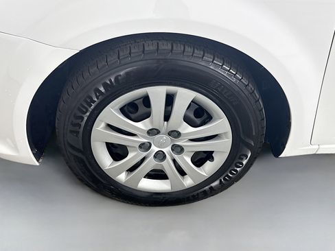 Used 2020 Chevrolet Sonic LT image 38