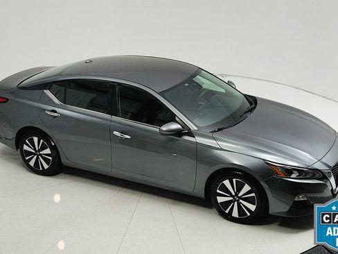 Used 2022 Nissan Altima 2.5 SV FWD image 24