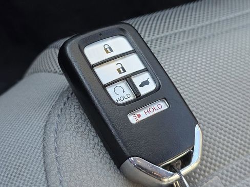 Used 2019 Honda CR-V EX image 31