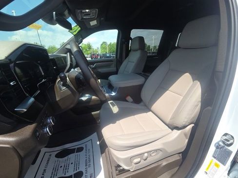Used 2026 GMC Sierra 2500 SLT w/ SLT Premium Package AWD/4WD image 22