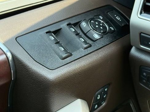 Used 2022 Ford F350 King Ranch w/ King Ranch Ultimate Package AWD/4WD image 32