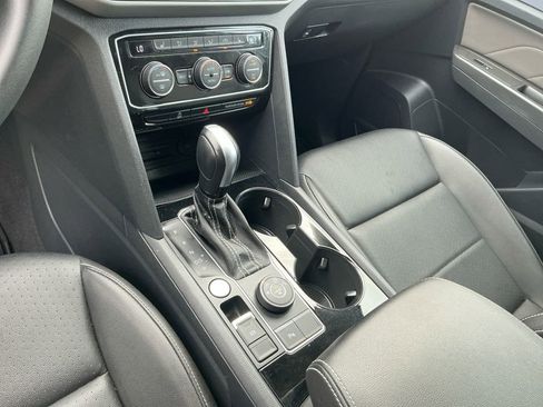 Used 2022 Volkswagen Atlas SE AWD/4WD image 12