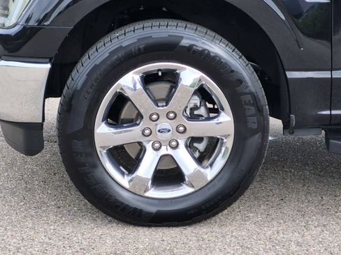Used 2021 Ford F150 Lariat w/ Equipment Group 502A High AWD/4WD image 14