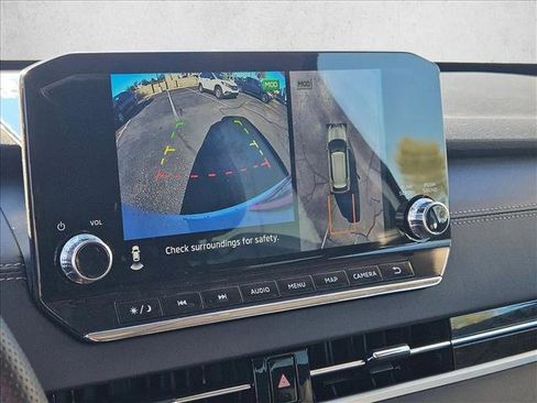 Used 2024 Mitsubishi Outlander SE Black Edition image 11