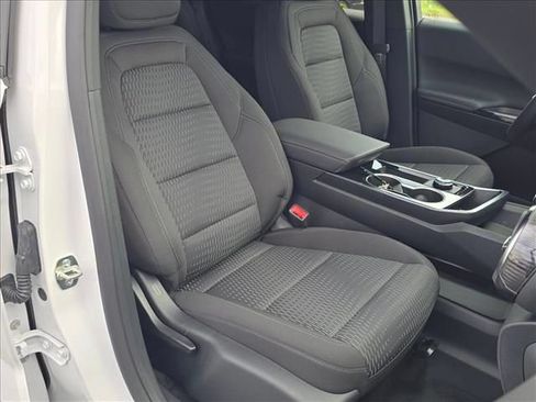 New 2026 Chevrolet Equinox LT FWD image 14