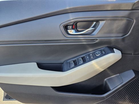 Used 2023 Honda Accord EX image 27