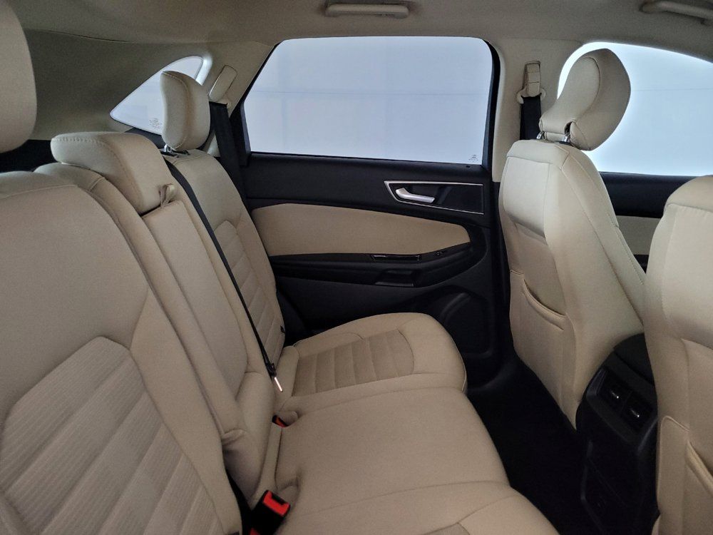 Used 2018 Ford Edge SEL w/ Cargo Accessory Package FWD image 19
