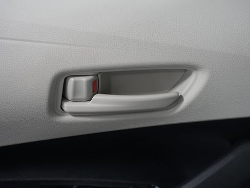 Certified 2025 Toyota Corolla LE image 29