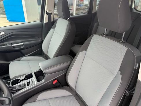 Used 2018 Ford Escape SE w/ SE Sync 3 Package image 17