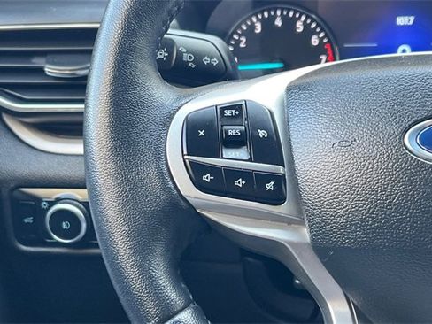 Used 2023 Ford Explorer XLT w/ Equipment Group 202A image 31