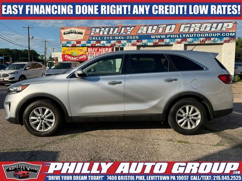 Used 2019 Kia Sorento FWD image 5