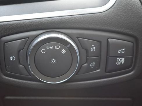 Used 2022 Ford Edge Titanium w/ Equipment Group 301A AWD/4WD image 22