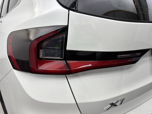 New 2026 BMW X1 xDrive28i w/ Technology Package AWD/4WD image 19