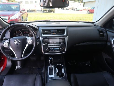 Used 2016 Nissan Altima 2.5 SL w/ Moonroof Package FWD image 51