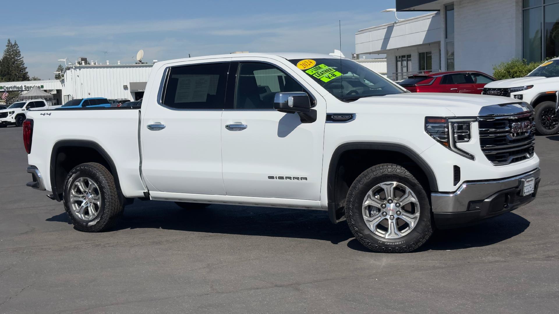 Used 2024 GMC Sierra 1500 SLT AWD/4WD image 2