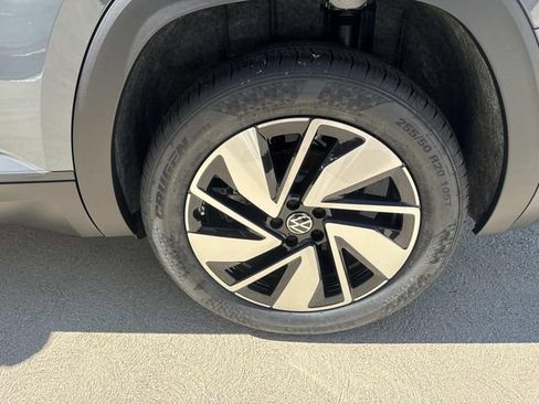 New 2026 Volkswagen Atlas SE image 6