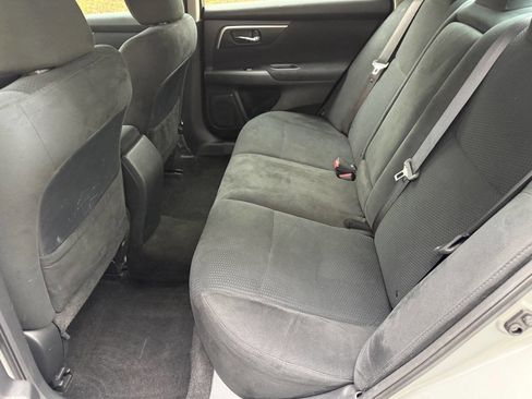 Used 2015 Nissan Altima 2.5 SV FWD image 15