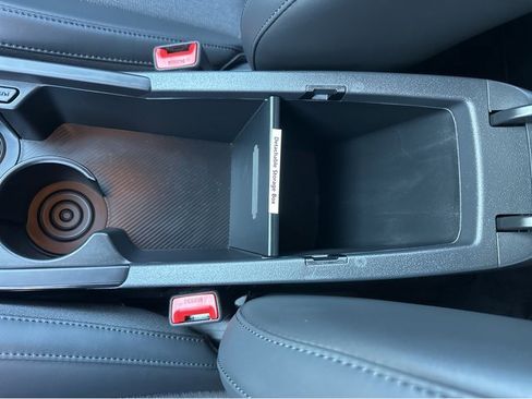 Certified 2025 Kia Niro EX image 29