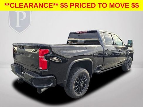 New 2026 Chevrolet Silverado 2500 High Country w/ High Country Premium Package AWD/4WD image 6
