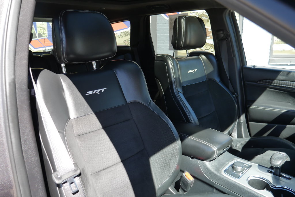 Used 2015 Jeep Grand Cherokee SRT w/ Trailer Tow Group IV AWD/4WD image 14