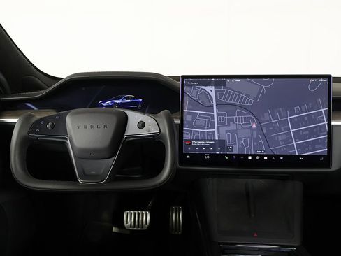 Used 2022 Tesla Model S AWD/4WD image 42