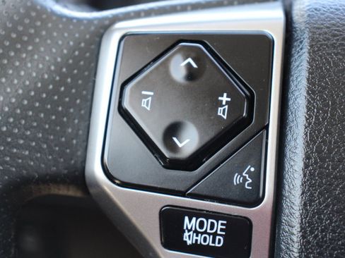 Certified 2022 Toyota 4Runner SR5 RWD image 26