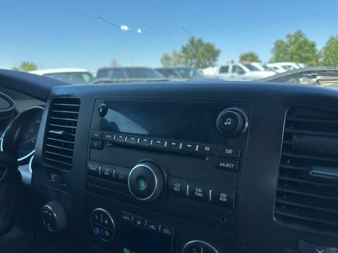 Used 2013 Chevrolet Silverado 2500 LT w/ Interior Plus Package AWD/4WD image 20