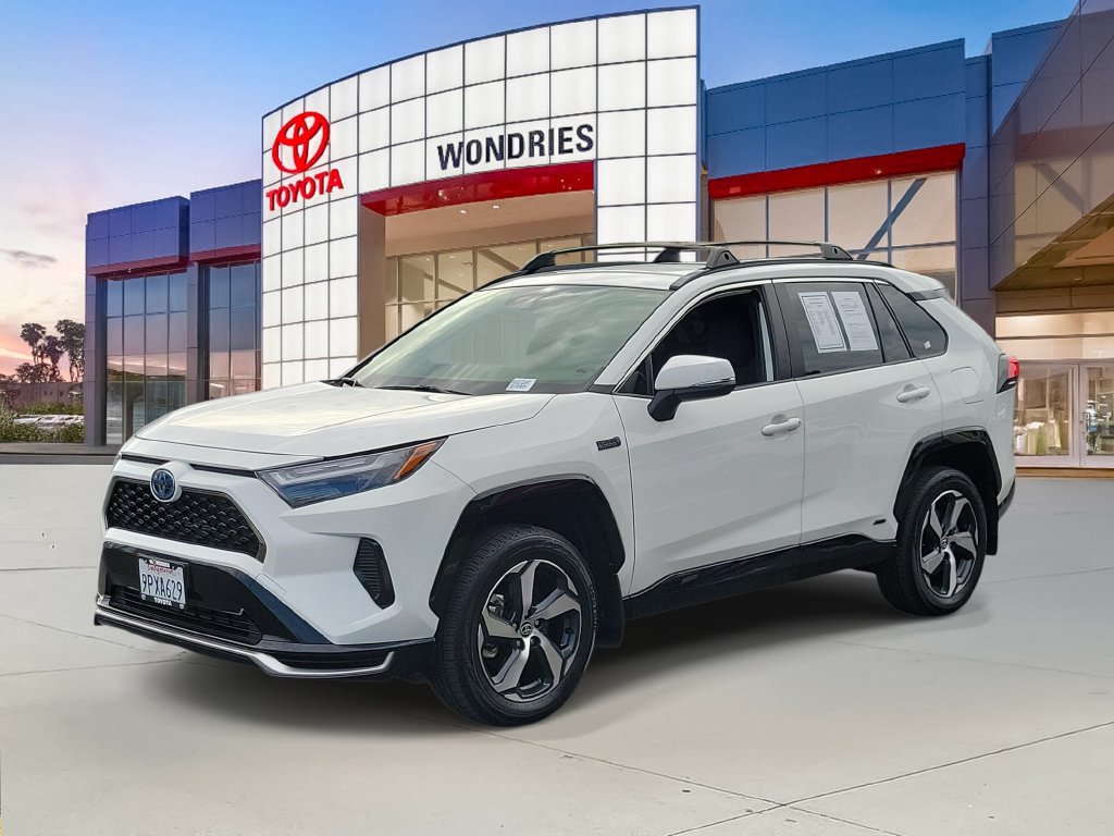 Used 2024 Toyota RAV4 SE w/ Weather & Moonroof Package AWD/4WD image 2