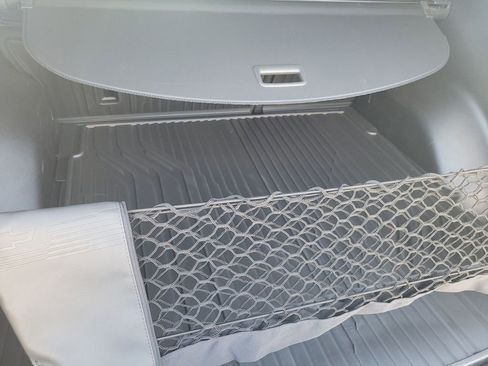 New 2026 Chevrolet Equinox EV LT image 25