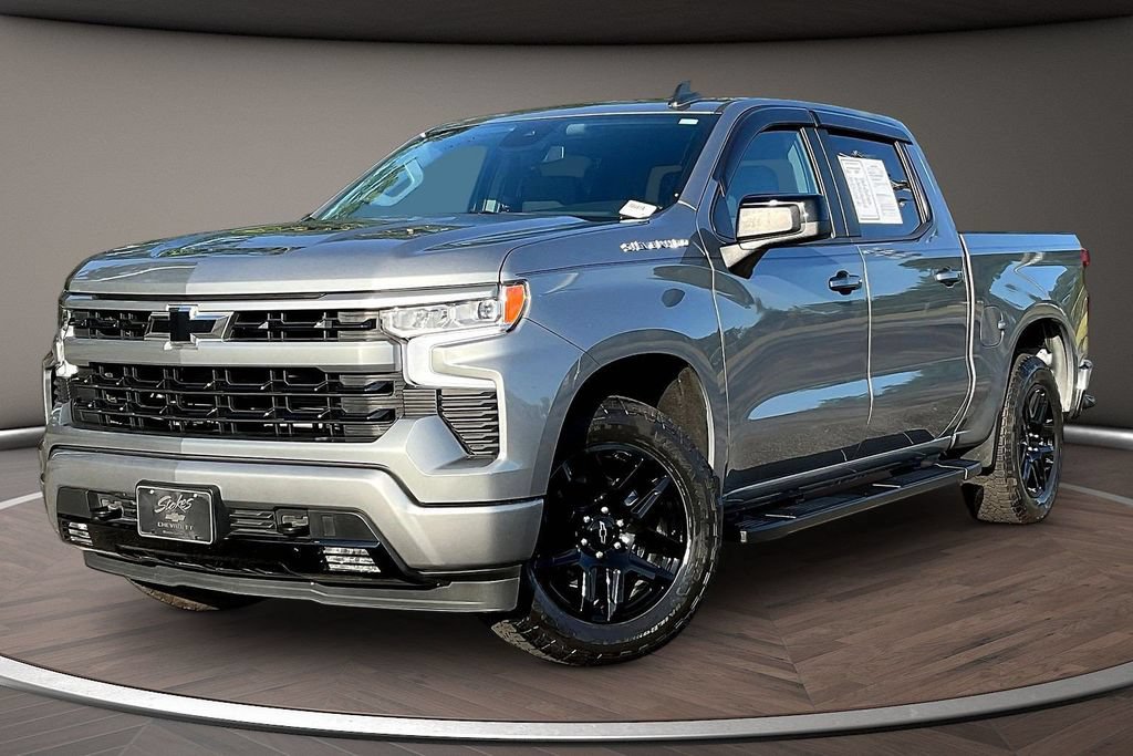 Used 2023 Chevrolet Silverado 1500 RST RWD image 3