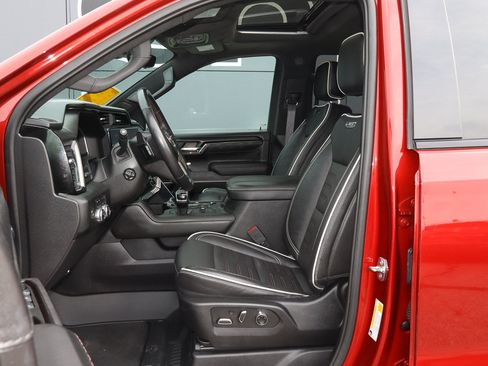 Used 2023 GMC Sierra 1500 AT4X AWD/4WD image 7