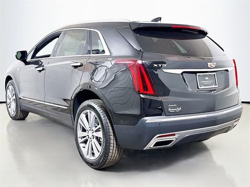 New 2026 Cadillac XT5 Premium Luxury image 3