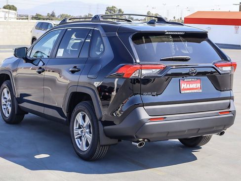 New 2025 Toyota RAV4 XLE image 6