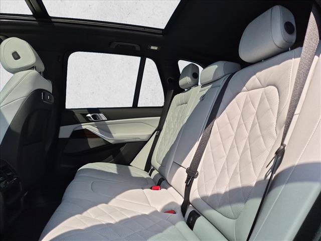 Used 2026 BMW X5 xDrive50e w/ M Sport Package AWD/4WD image 21