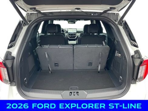 New 2026 Ford Explorer ST-Line w/ ST-Line Street Pack AWD/4WD image 5