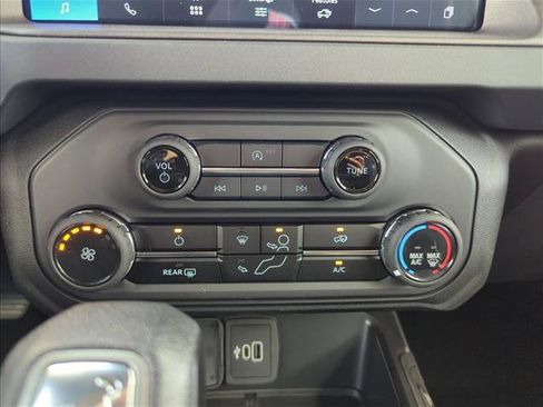 New 2026 Ford Bronco 2-Door AWD/4WD image 11