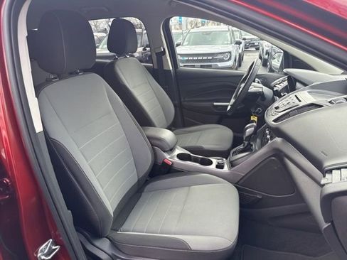 Used 2016 Ford Escape SE image 11