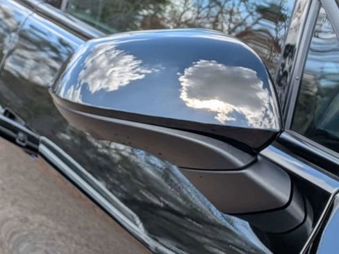 Used 2025 Chevrolet Equinox EV RS image 10