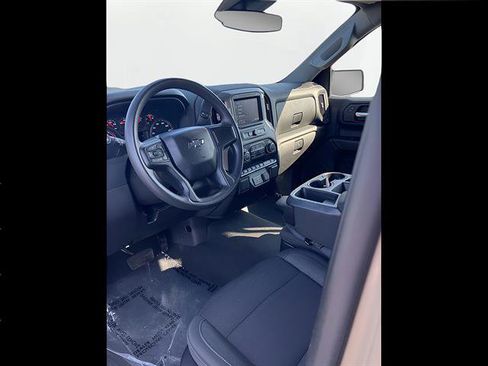 Used 2022 Chevrolet Silverado 1500 Custom Trail Boss AWD/4WD image 12