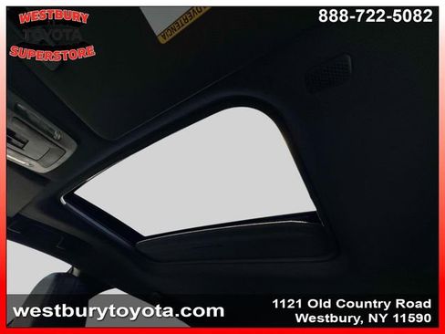 Used 2022 Toyota Sienna XSE w/ XSE Plus Package AWD/4WD image 37