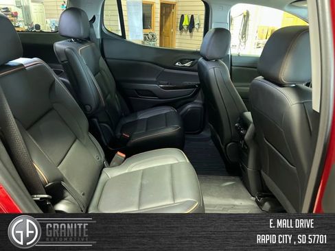 Used 2022 GMC Acadia AT4 w/ Technology Package AWD/4WD image 36